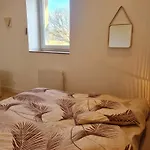 Appartement Cosy A Avec Parking Prive - Fr-1-584-392 Vaudemont