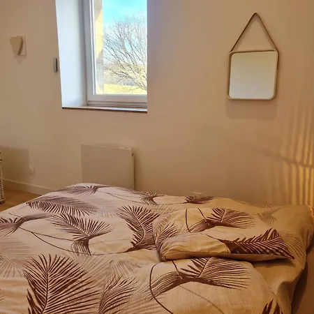 Apartment Cosy A Vaudemont Avec Parking Prive - Fr-1-584-392 Saudemont