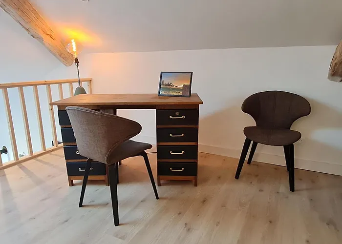 Apartment Cosy A Vaudemont Avec Parking Prive - Fr-1-584-392